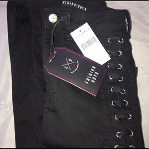 Fashion Nova black “Bandit Jeans”